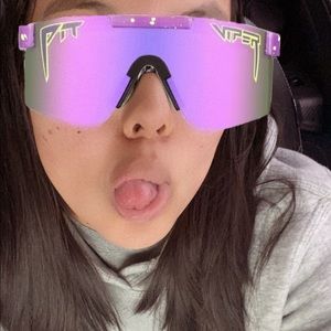 Meet your Posher, Victoria